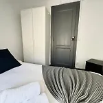 Гостьовий будинок Cost Arroios